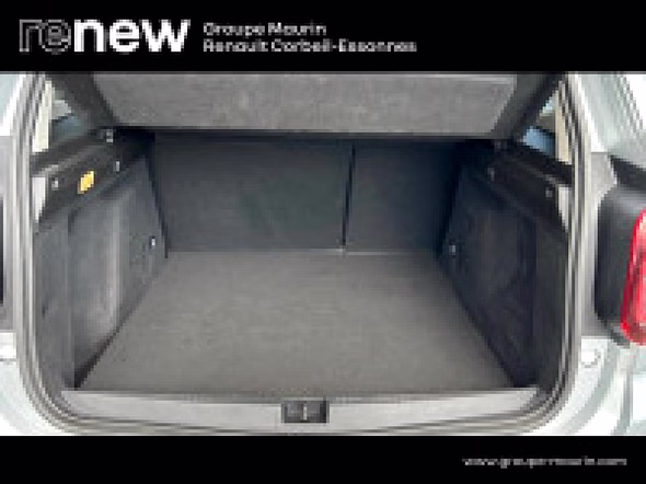 DACIA Duster 1.5 dCi 110ch Prestige 4X2 - Miniature 9