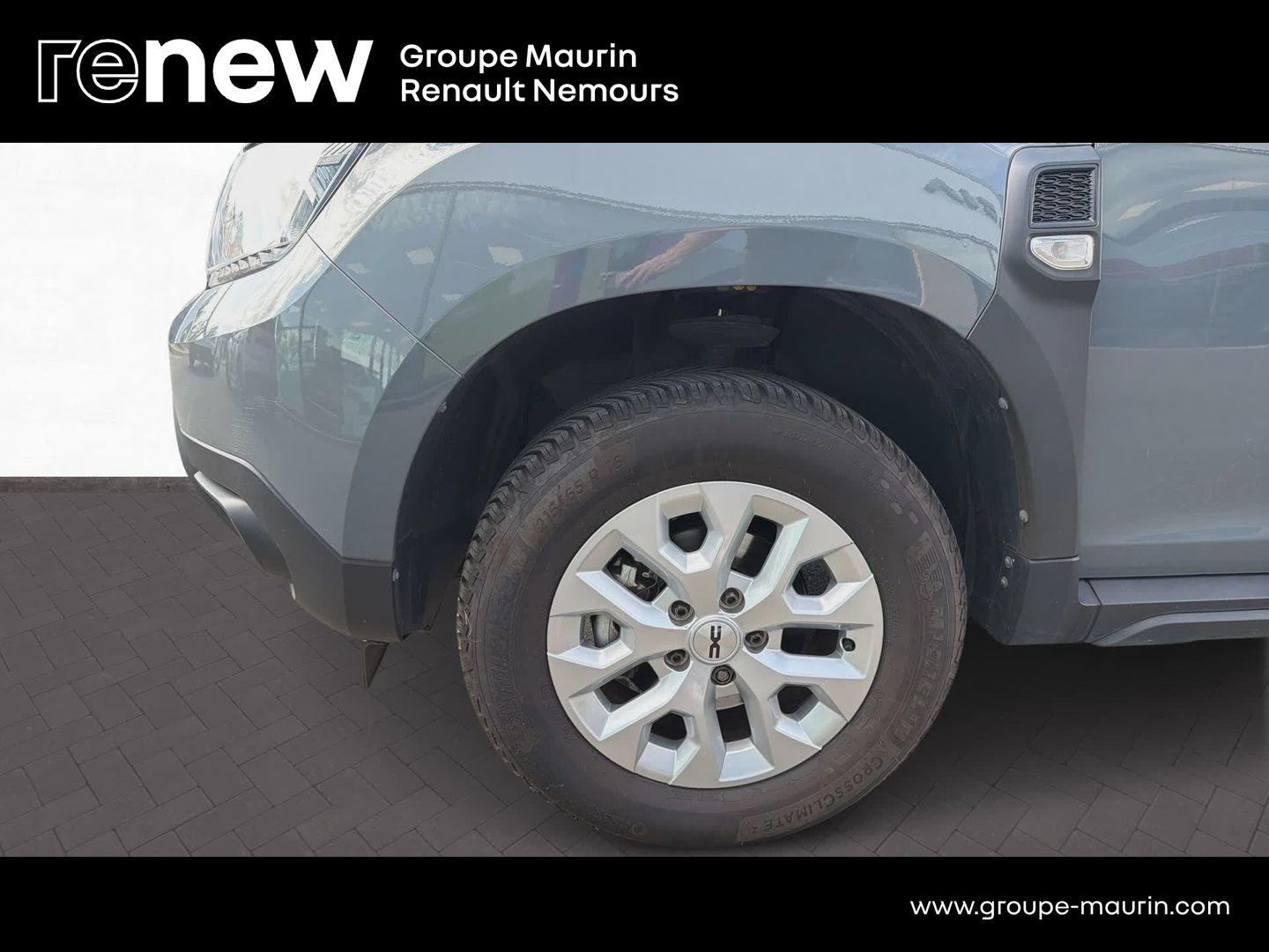 DACIA Duster 1.3 TCe 130ch FAP Expression 4x2 - Photo 30
