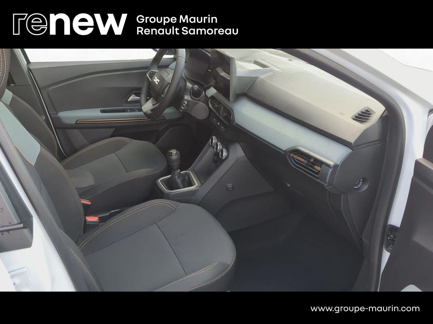 DACIA Sandero 1.0 TCe 110ch Stepway Extreme -25 - Photo 15