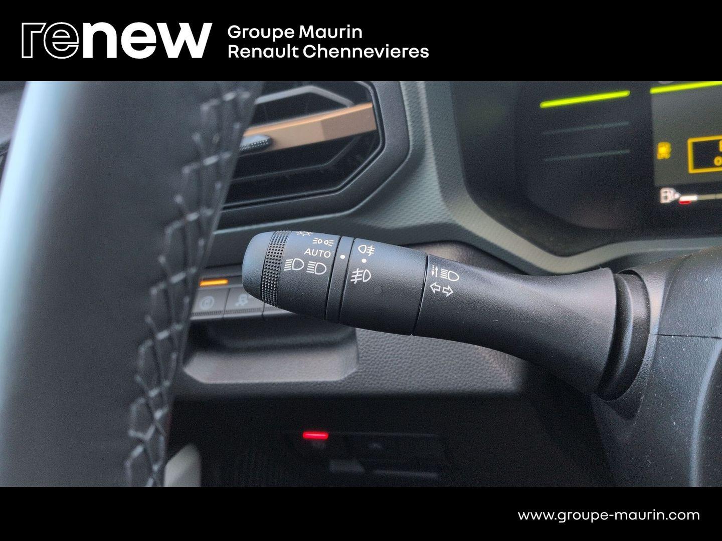 DACIA Duster 1.2 hybrid-G 150ch Extreme 4x4 - Photo 24