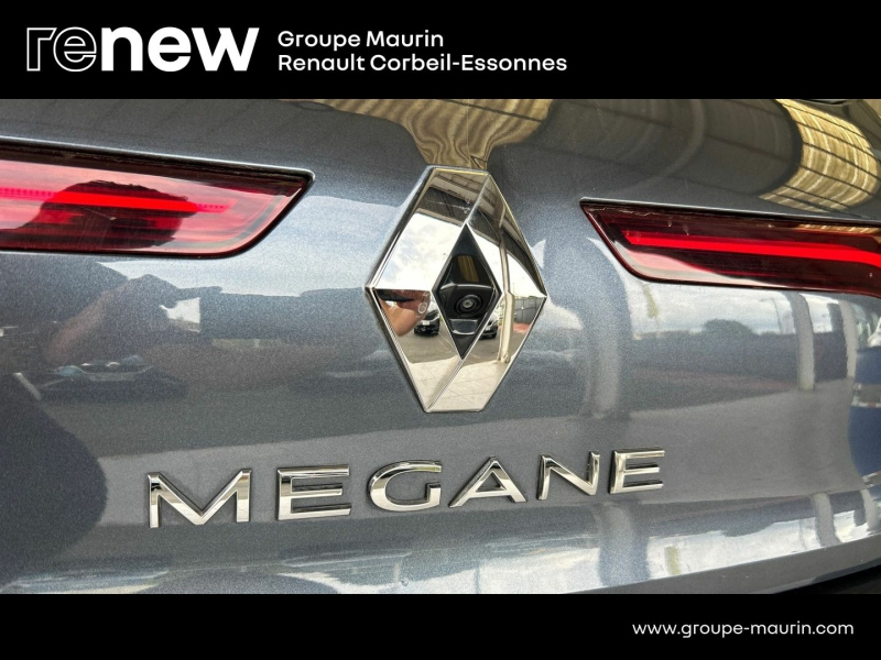 RENAULT Megane d’occasion à vendre à CORBEIL-ESSONNES chez GRAND GARAGE FERAY SAE (Photo 9)