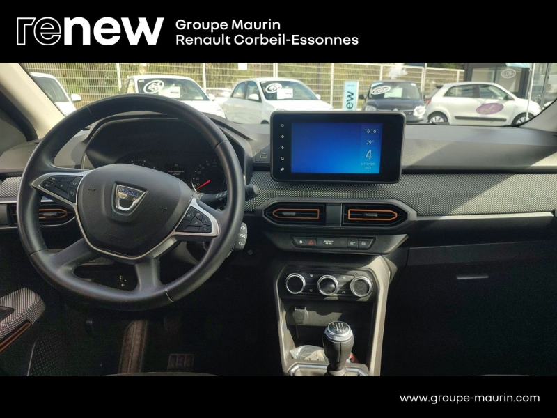 DACIA Sandero d’occasion à vendre à CORBEIL-ESSONNES chez GRAND GARAGE FERAY SAE (Photo 12)