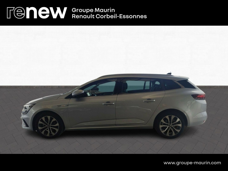 RENAULT Megane Estate d’occasion à vendre à CORBEIL-ESSONNES chez GRAND GARAGE FERAY SAE (Photo 8)