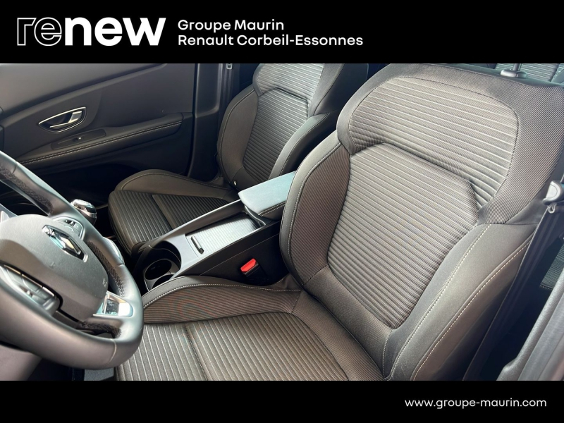 RENAULT Scenic d’occasion à vendre à CORBEIL-ESSONNES chez GRAND GARAGE FERAY SAE (Photo 12)