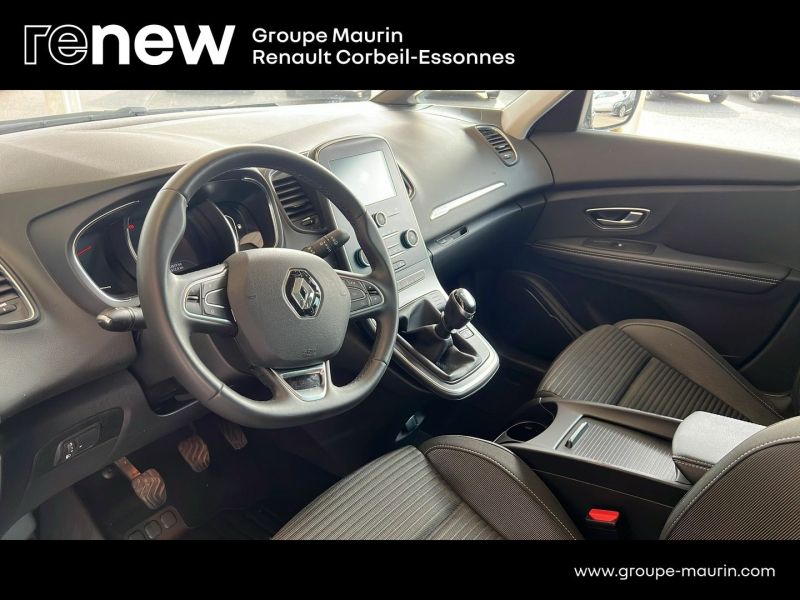 RENAULT Scenic d’occasion à vendre à CORBEIL-ESSONNES chez GRAND GARAGE FERAY SAE (Photo 13)