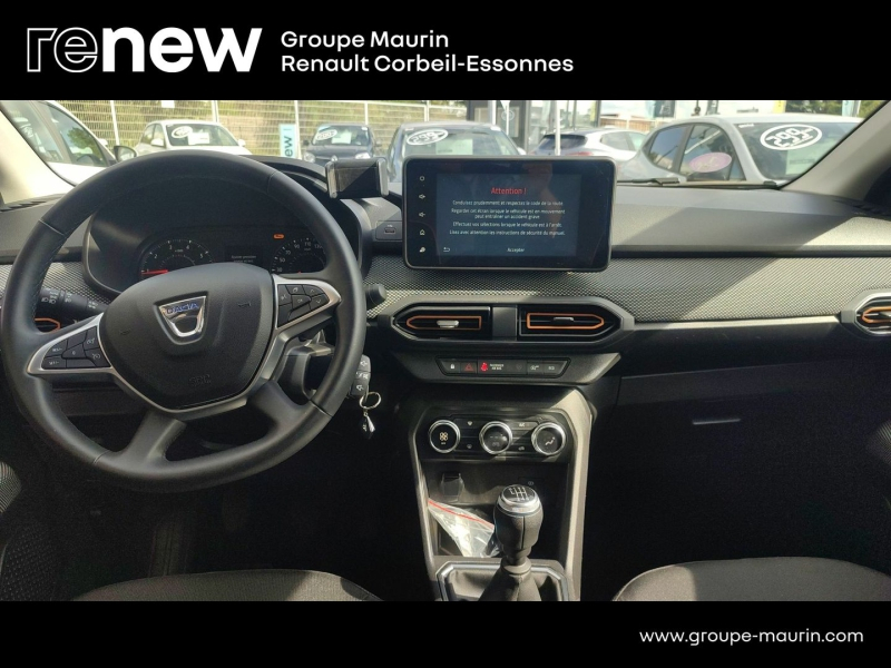 DACIA Sandero d’occasion à vendre à CORBEIL-ESSONNES chez GRAND GARAGE FERAY SAE (Photo 12)