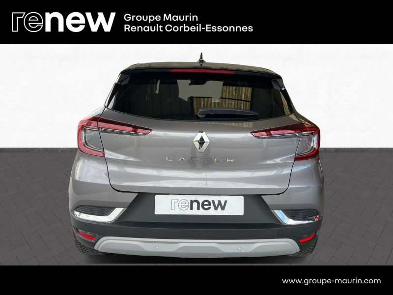 RENAULT Captur d’occasion à vendre à CORBEIL-ESSONNES chez GRAND GARAGE FERAY SAE (Photo 6)