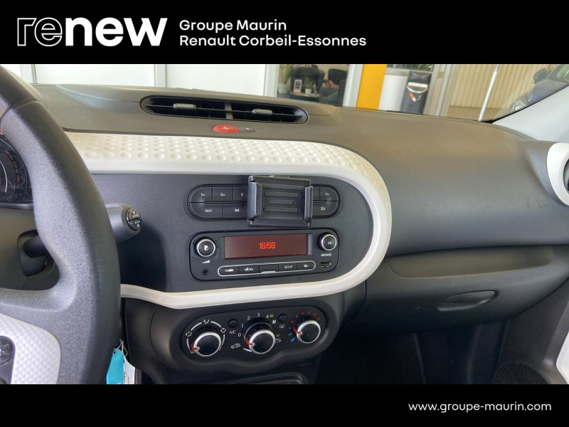 RENAULT Twingo d’occasion à vendre à CORBEIL-ESSONNES chez GRAND GARAGE FERAY SAE (Photo 12)