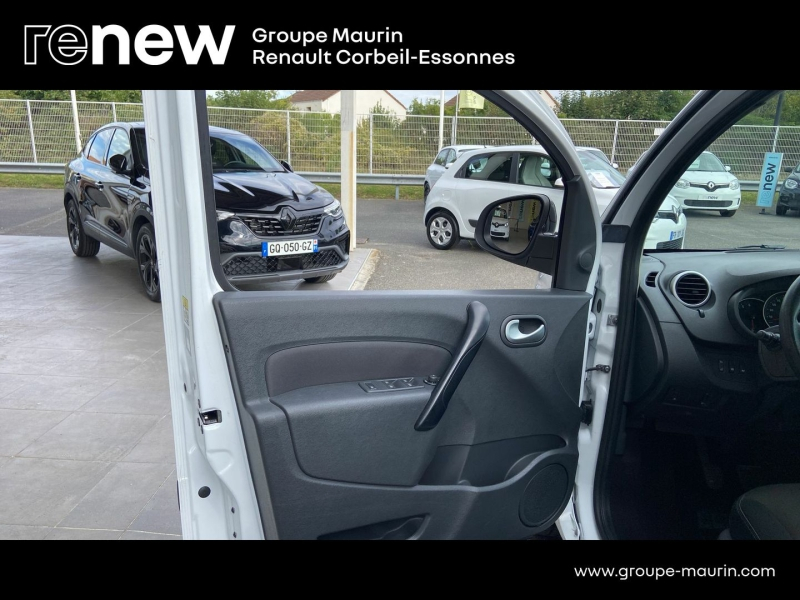 RENAULT Kangoo d’occasion à vendre à CORBEIL-ESSONNES chez GRAND GARAGE FERAY SAE (Photo 13)