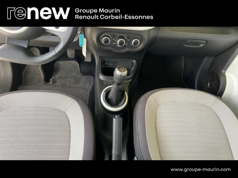 RENAULT Twingo d’occasion à vendre à CORBEIL-ESSONNES chez GRAND GARAGE FERAY SAE (Photo 13)