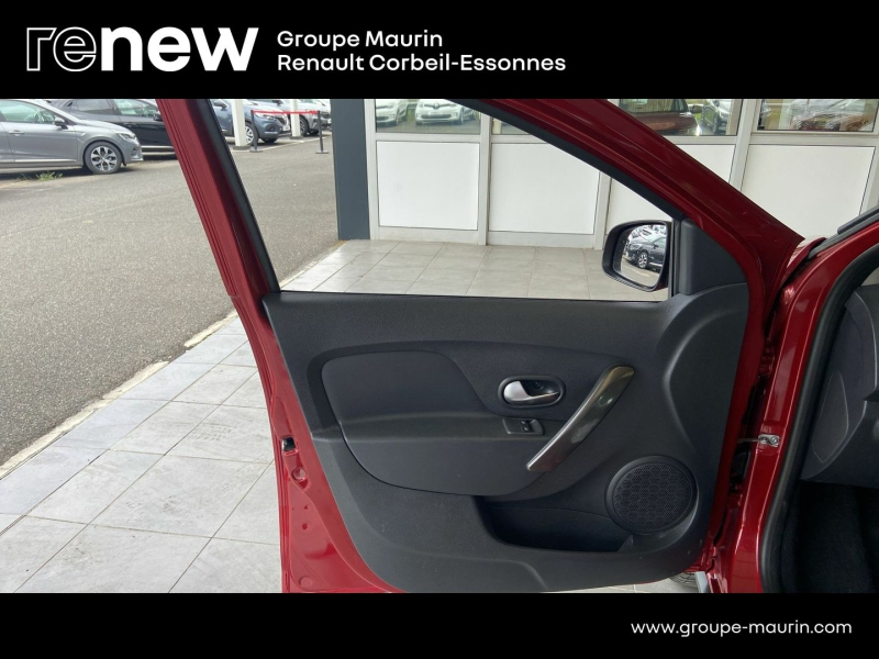 DACIA Sandero d’occasion à vendre à CORBEIL-ESSONNES chez GRAND GARAGE FERAY SAE (Photo 20)