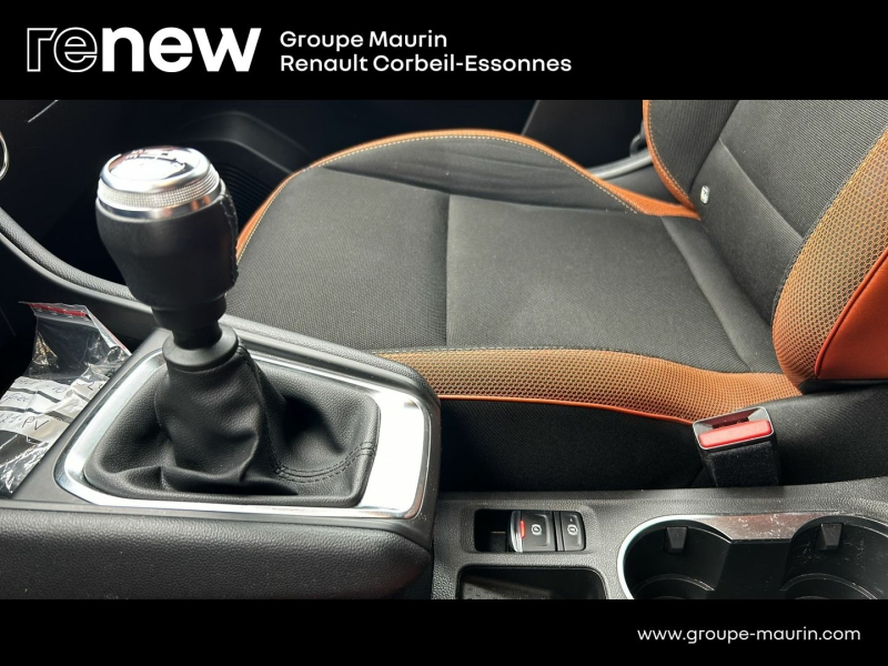 RENAULT Captur d’occasion à vendre à CORBEIL-ESSONNES chez GRAND GARAGE FERAY SAE (Photo 16)