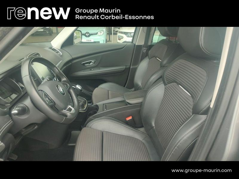 RENAULT Scenic d’occasion à vendre à CORBEIL-ESSONNES chez GRAND GARAGE FERAY SAE (Photo 18)
