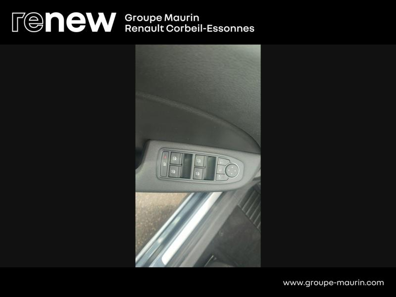 RENAULT Clio d’occasion à vendre à CORBEIL-ESSONNES chez GRAND GARAGE FERAY SAE (Photo 15)