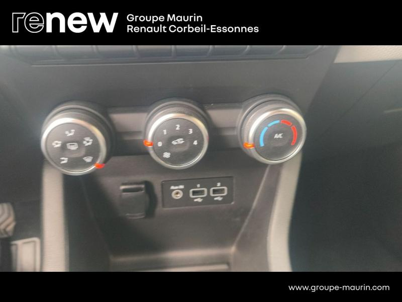 RENAULT Clio d’occasion à vendre à CORBEIL-ESSONNES chez GRAND GARAGE FERAY SAE (Photo 19)