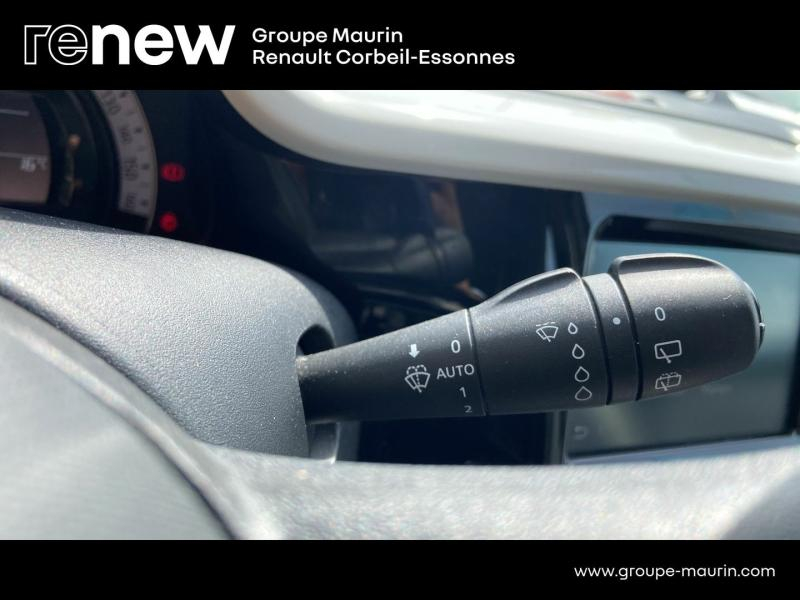 RENAULT Twingo d’occasion à vendre à CORBEIL-ESSONNES chez GRAND GARAGE FERAY SAE (Photo 17)
