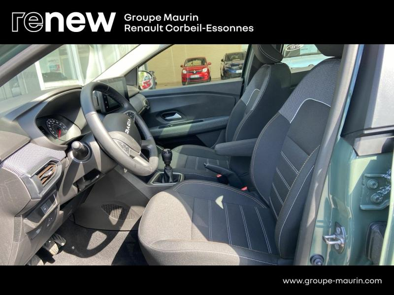 DACIA Sandero d’occasion à vendre à CORBEIL-ESSONNES chez GRAND GARAGE FERAY SAE (Photo 18)