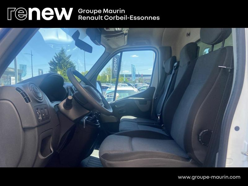 RENAULT Master CCb VUL d’occasion à vendre à CORBEIL-ESSONNES chez GRAND GARAGE FERAY SAE (Photo 10)