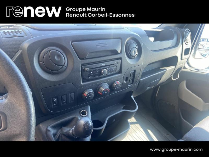 RENAULT Master CCb VUL d’occasion à vendre à CORBEIL-ESSONNES chez GRAND GARAGE FERAY SAE (Photo 12)