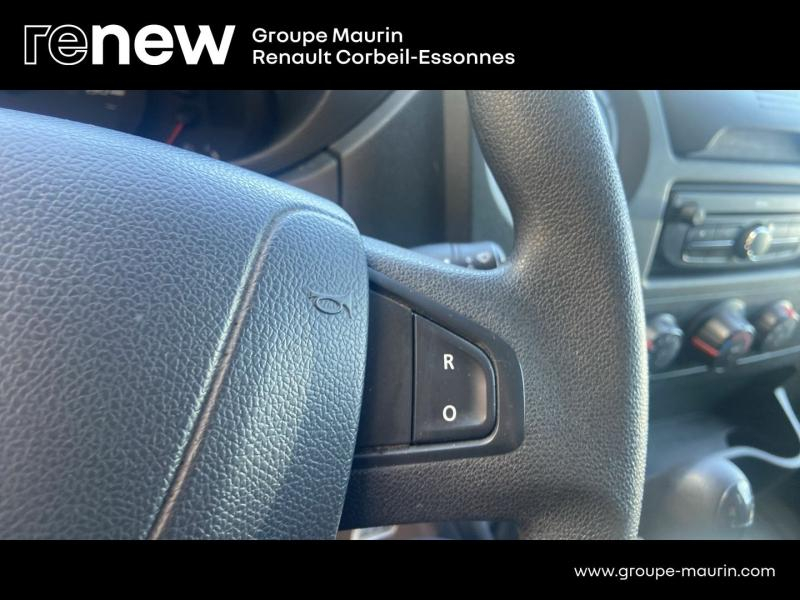RENAULT Master CCb VUL d’occasion à vendre à CORBEIL-ESSONNES chez GRAND GARAGE FERAY SAE (Photo 16)