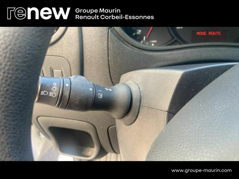 RENAULT Master CCb VUL d’occasion à vendre à CORBEIL-ESSONNES chez GRAND GARAGE FERAY SAE (Photo 19)
