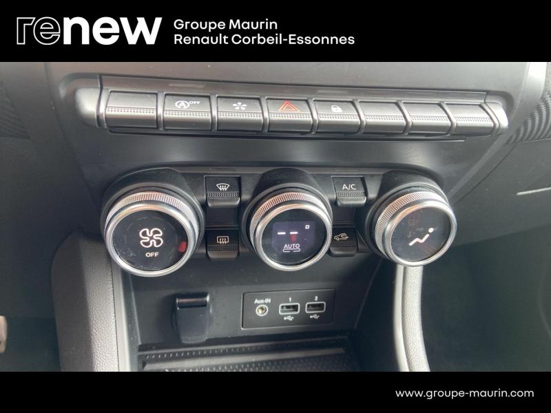 RENAULT Captur d’occasion à vendre à CORBEIL-ESSONNES chez GRAND GARAGE FERAY SAE (Photo 14)