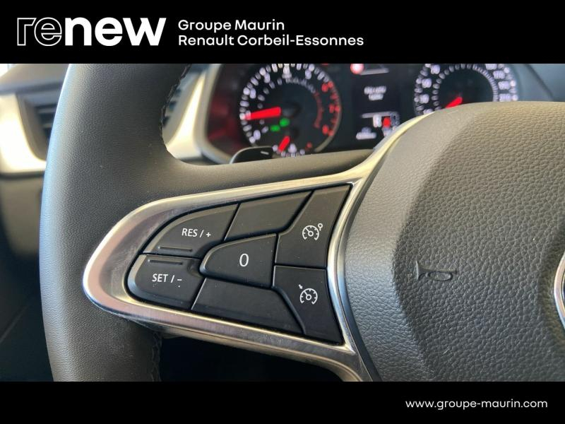 RENAULT Captur d’occasion à vendre à CORBEIL-ESSONNES chez GRAND GARAGE FERAY SAE (Photo 16)