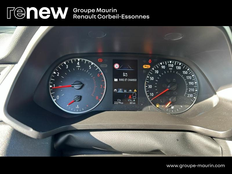 RENAULT Captur d’occasion à vendre à CORBEIL-ESSONNES chez GRAND GARAGE FERAY SAE (Photo 15)