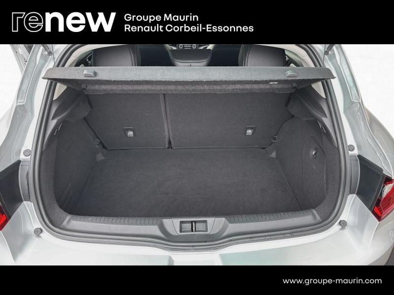 RENAULT Megane d’occasion à vendre à CORBEIL-ESSONNES chez GRAND GARAGE FERAY SAE (Photo 14)