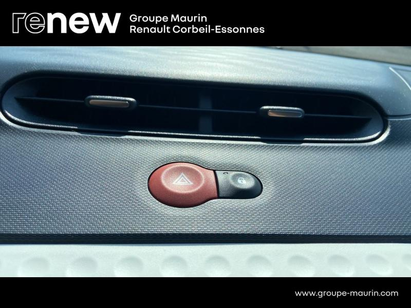 RENAULT Twingo d’occasion à vendre à CORBEIL-ESSONNES chez GRAND GARAGE FERAY SAE (Photo 16)