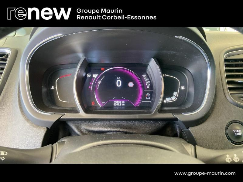 RENAULT Scenic d’occasion à vendre à CORBEIL-ESSONNES chez GRAND GARAGE FERAY SAE (Photo 11)