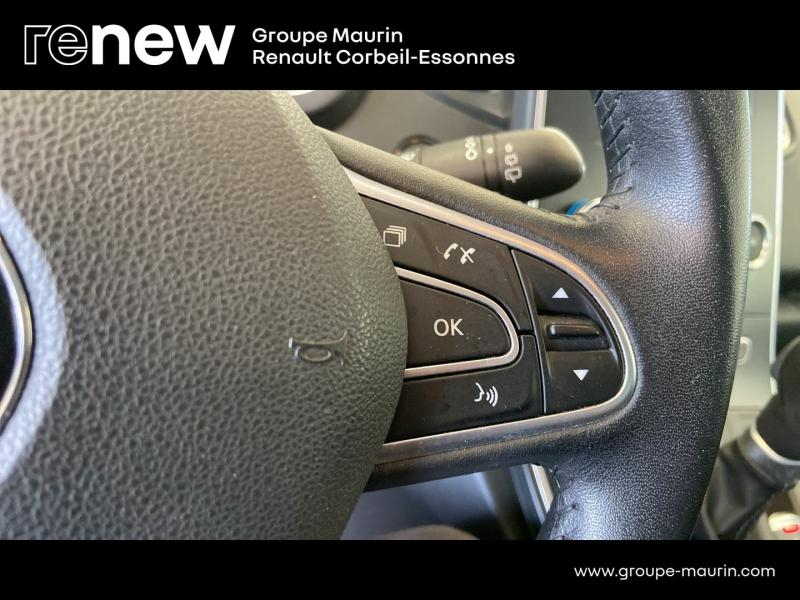 RENAULT Scenic d’occasion à vendre à CORBEIL-ESSONNES chez GRAND GARAGE FERAY SAE (Photo 13)