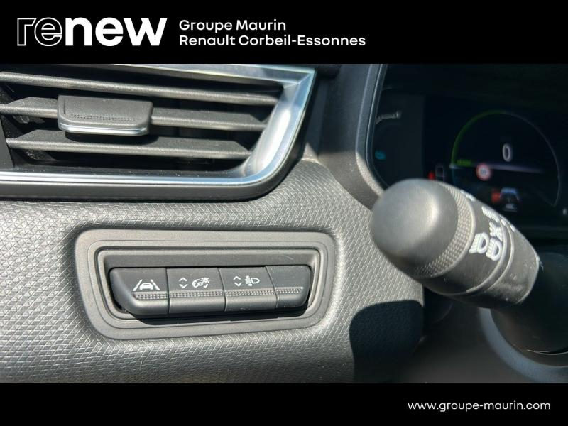 RENAULT Clio d’occasion à vendre à CORBEIL-ESSONNES chez GRAND GARAGE FERAY SAE (Photo 12)