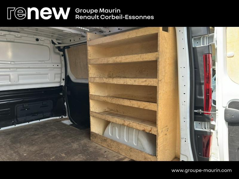 RENAULT Trafic Fg VUL d’occasion à vendre à CORBEIL-ESSONNES chez GRAND GARAGE FERAY SAE (Photo 10)