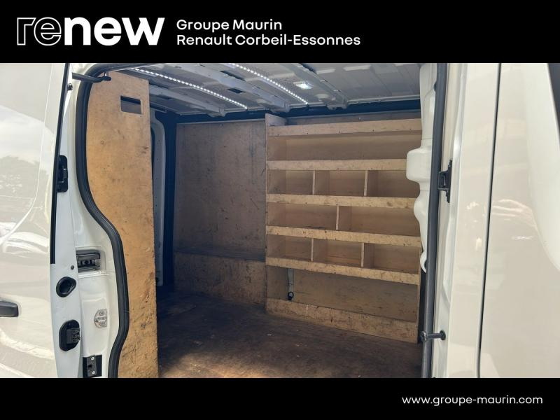 RENAULT Trafic Fg VUL d’occasion à vendre à CORBEIL-ESSONNES chez GRAND GARAGE FERAY SAE (Photo 13)