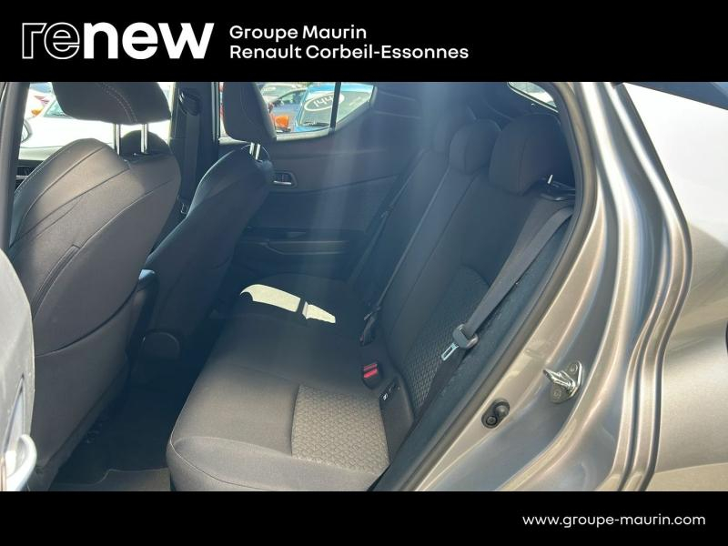 TOYOTA C-HR d’occasion à vendre à CORBEIL-ESSONNES chez GRAND GARAGE FERAY SAE (Photo 12)