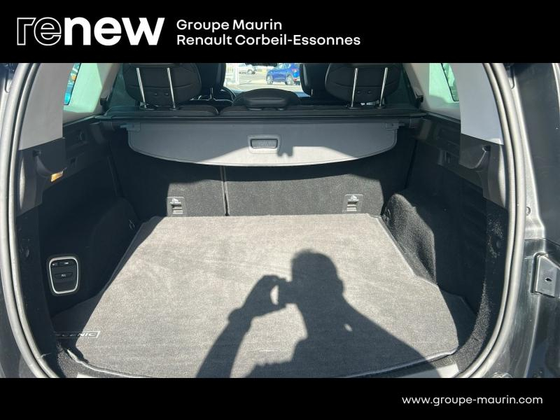 RENAULT Grand Scenic d’occasion à vendre à CORBEIL-ESSONNES chez GRAND GARAGE FERAY SAE (Photo 8)