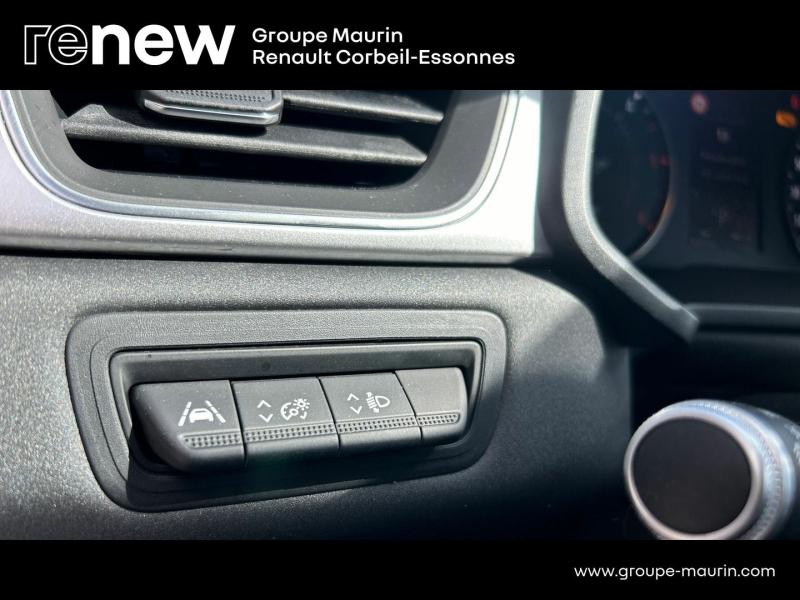RENAULT Captur d’occasion à vendre à CORBEIL-ESSONNES chez GRAND GARAGE FERAY SAE (Photo 13)