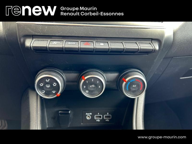 RENAULT Captur d’occasion à vendre à CORBEIL-ESSONNES chez GRAND GARAGE FERAY SAE (Photo 15)