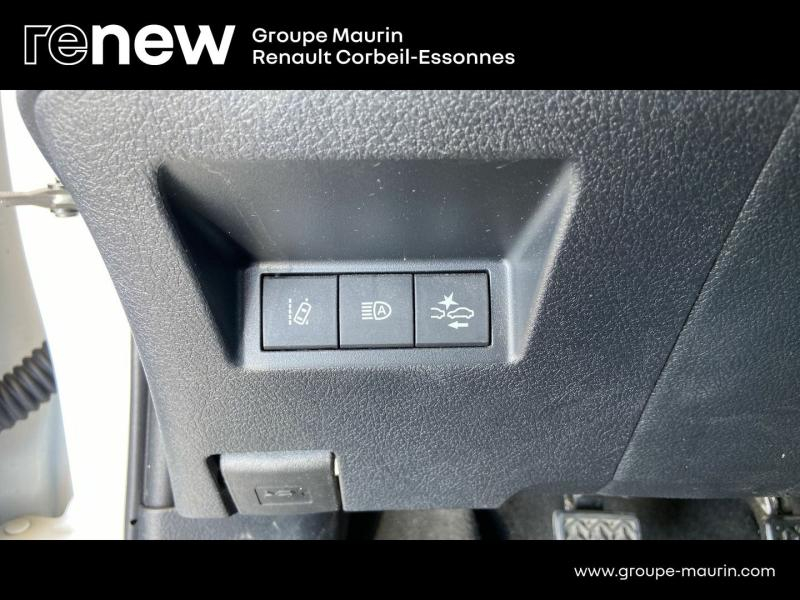 TOYOTA Yaris d’occasion à vendre à CORBEIL-ESSONNES chez GRAND GARAGE FERAY SAE (Photo 13)