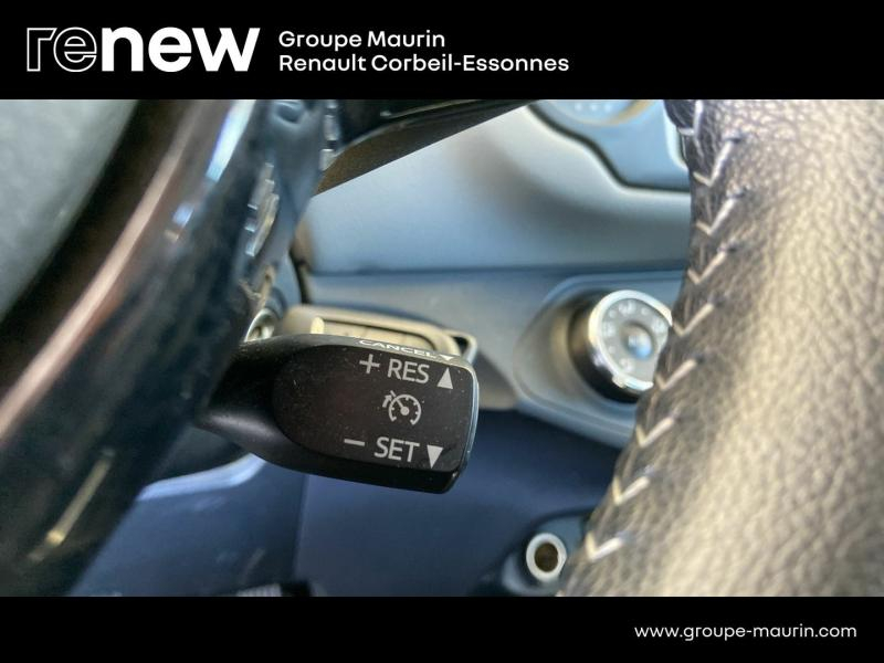 TOYOTA Yaris d’occasion à vendre à CORBEIL-ESSONNES chez GRAND GARAGE FERAY SAE (Photo 16)