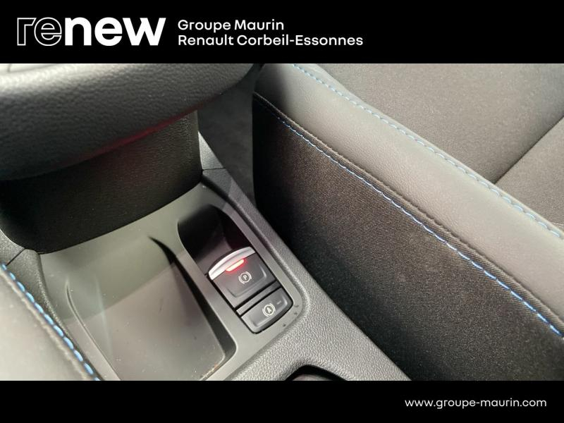 RENAULT Clio d’occasion à vendre à CORBEIL-ESSONNES chez GRAND GARAGE FERAY SAE (Photo 16)