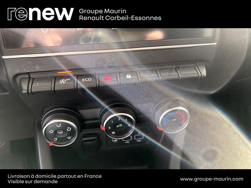 RENAULT Clio d’occasion à vendre à CORBEIL-ESSONNES chez GRAND GARAGE FERAY SAE (Photo 13)