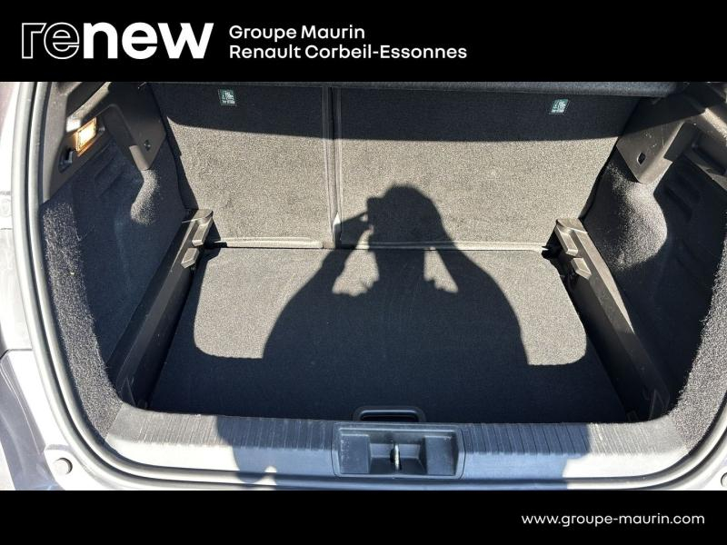 RENAULT Captur d’occasion à vendre à CORBEIL-ESSONNES chez GRAND GARAGE FERAY SAE (Photo 12)