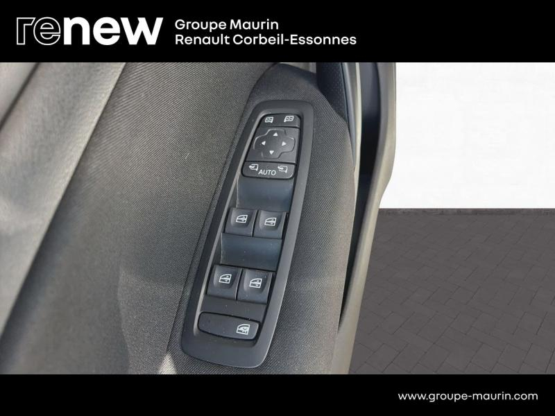 RENAULT Megane d’occasion à vendre à CORBEIL-ESSONNES chez GRAND GARAGE FERAY SAE (Photo 15)