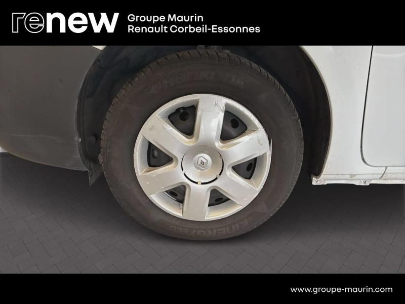 RENAULT Kangoo Express VUL d’occasion à vendre à CORBEIL-ESSONNES chez GRAND GARAGE FERAY SAE (Photo 8)