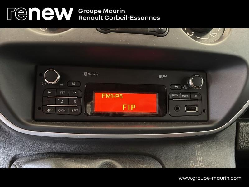 RENAULT Kangoo Express VUL d’occasion à vendre à CORBEIL-ESSONNES chez GRAND GARAGE FERAY SAE (Photo 14)