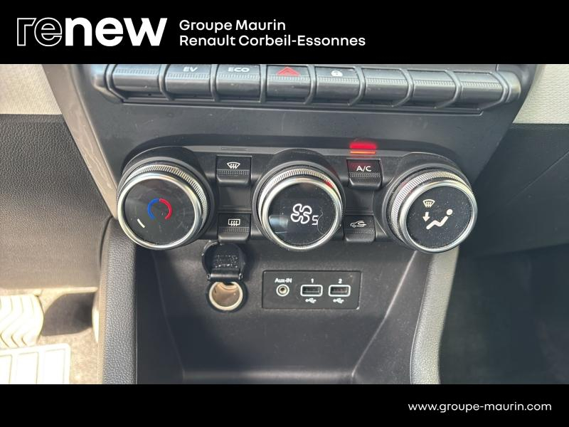 RENAULT Clio d’occasion à vendre à CORBEIL-ESSONNES chez GRAND GARAGE FERAY SAE (Photo 16)