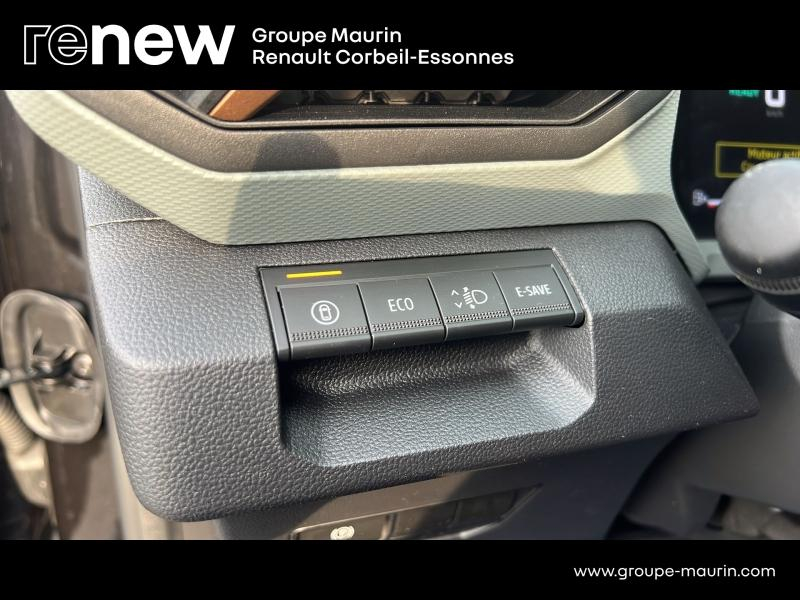 DACIA Duster d’occasion à vendre à CORBEIL-ESSONNES chez GRAND GARAGE FERAY SAE (Photo 13)