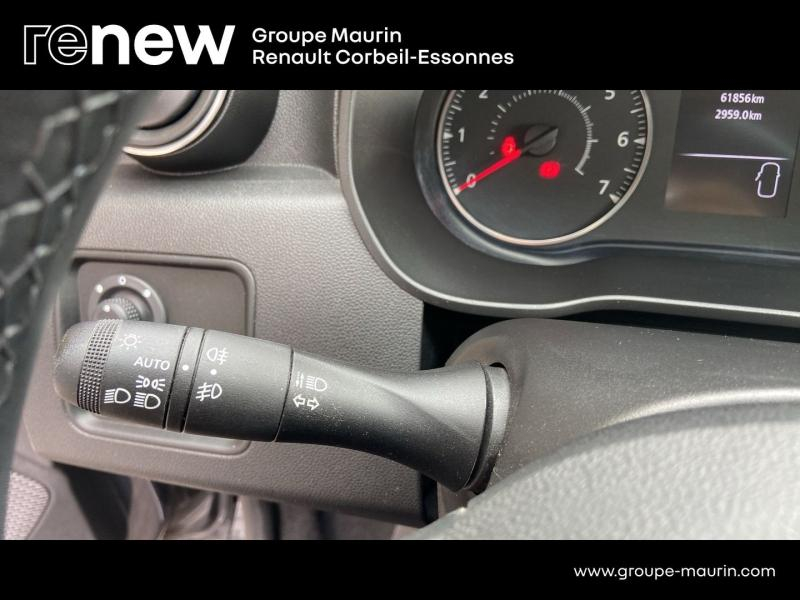 DACIA Duster d’occasion à vendre à CORBEIL-ESSONNES chez GRAND GARAGE FERAY SAE (Photo 15)